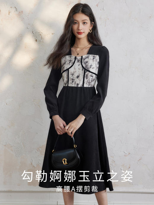 【专属特价】熙世界新中式水墨印花连衣裙女秋冬磨绒方领法式赫本风复古小黑裙 商品图2