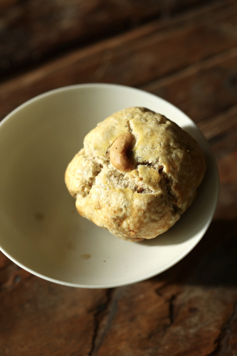 鼠尾草腰果司康