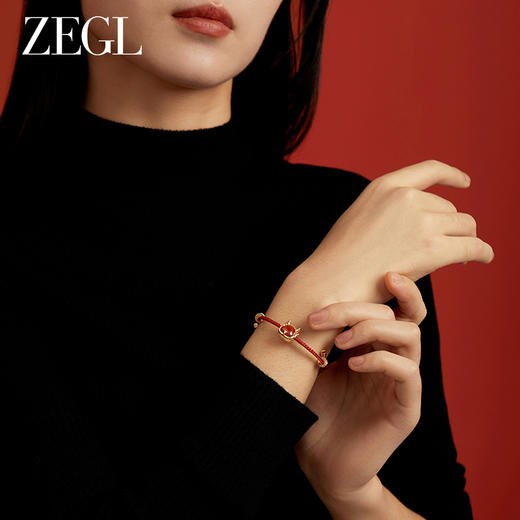 ZEGL设计师本命年龙系列红玛瑙手链女轻奢小众精致新年红绳手饰品 商品图2