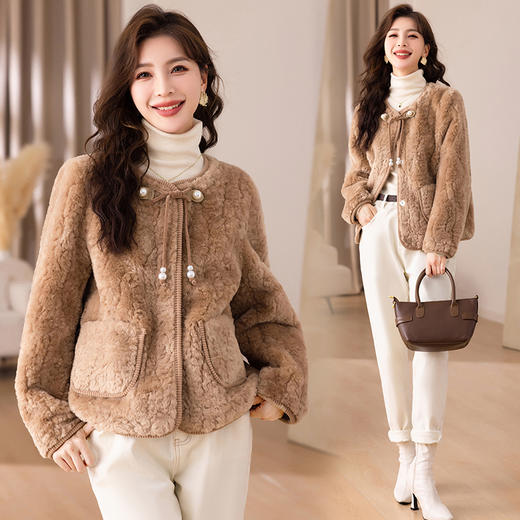 冬季新款，潮流时尚包边羊羔毛皮毛一体外套HR-FDNW23213 商品图0