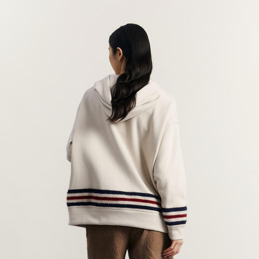 谜底连帽套头卫衣女2023冬新品学院风加厚宽松绣花上衣234MV1557 商品图2