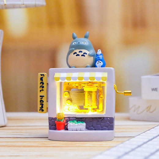年终大促！【造型可爱有趣！表情生动活泼】创意萌宠音乐会卡通兔子熊手摇音乐盒，惊喜儿童礼物女生房间八音盒，线条圆润 丰富细节 商品图10