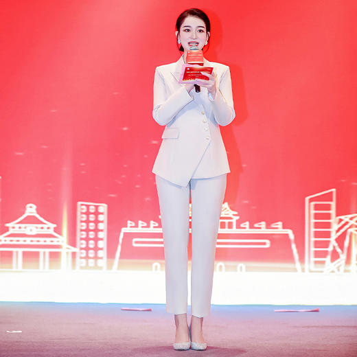 IWY/杏色大学生面试正装女秋冬高端主持人西装套装通勤职业装olCP10407 商品图1