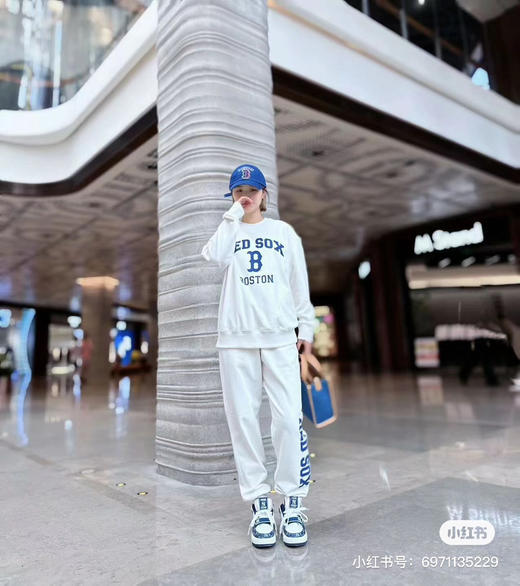 【断码团购】可拆卖套装  工厂特价出  MLB 情侣宽版 学院风卫衣 年龄不设限 商品图5