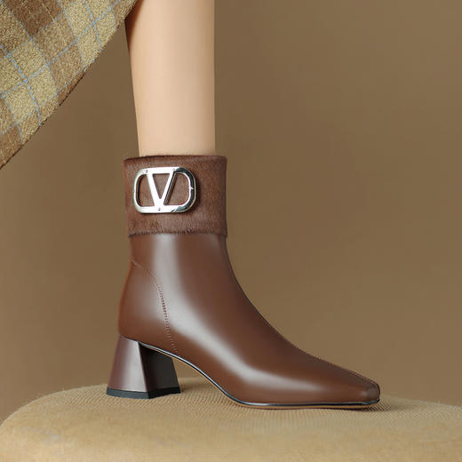 时尚气质，粗跟马毛短靴LD-6618 商品图4