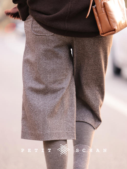 PETIT SCHAN小闪 CLO#392 modern memory 摩登回忆 羊毛桑蚕丝混纺雪花棕百慕大阔腿裤/中裤 商品图0