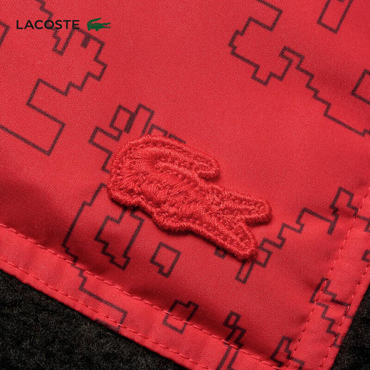 Lacoste法国鳄鱼新款龙年新年系列黑红拼色男士立领外套BH6886-98 商品图3