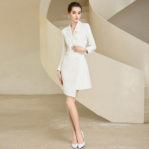 IWY/杏色正式场合连衣裙秋冬高端职业装气质女神范职场套裙医美工作服233022Q1 商品图2