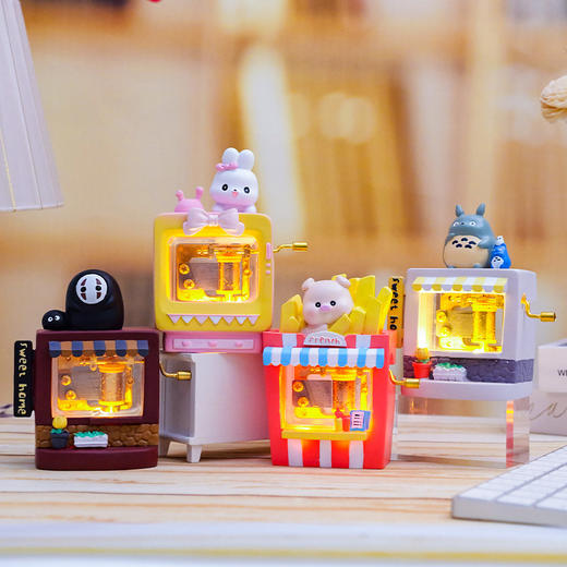 年终大促！【造型可爱有趣！表情生动活泼】创意萌宠音乐会卡通兔子熊手摇音乐盒，惊喜儿童礼物女生房间八音盒，线条圆润 丰富细节 商品图13