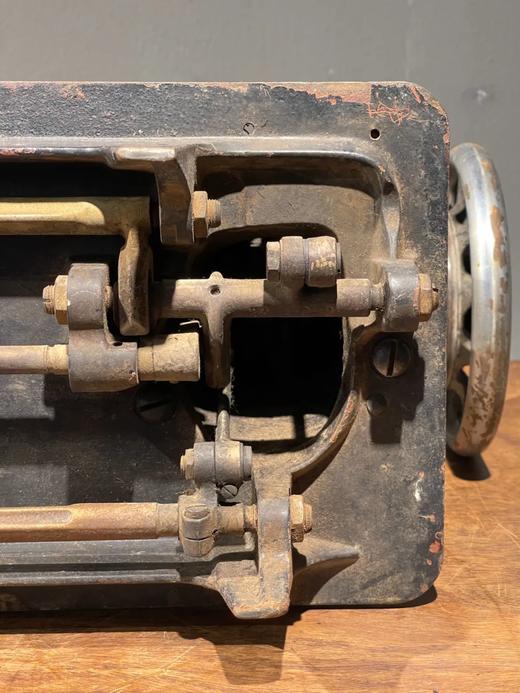 民国初年无敌牌缝纫机，顺丰包邮 商品图12