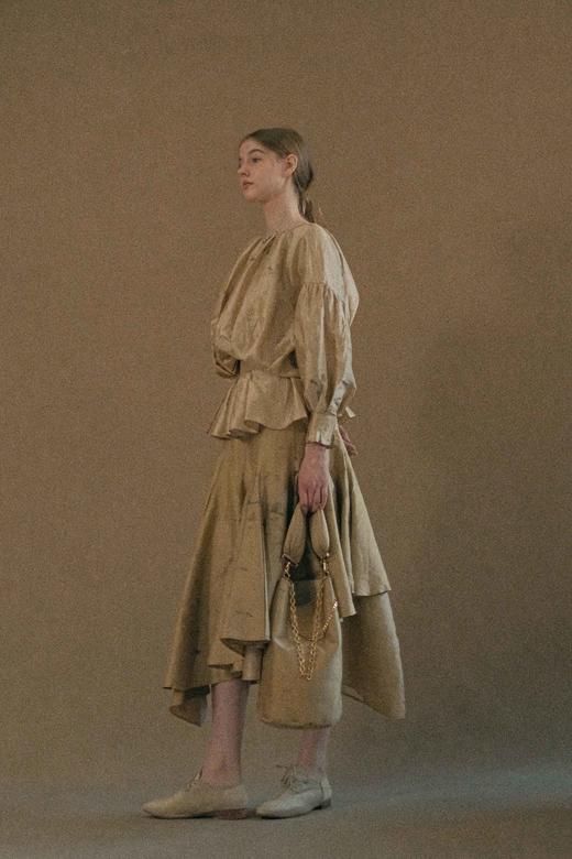 Mutedance 裸色植物染绒面系带鞋 商品图2