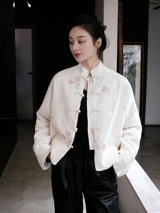 盛唐牡丹|真丝丝绒绣花对襟夹棉外套 (三色可选） 商品图5