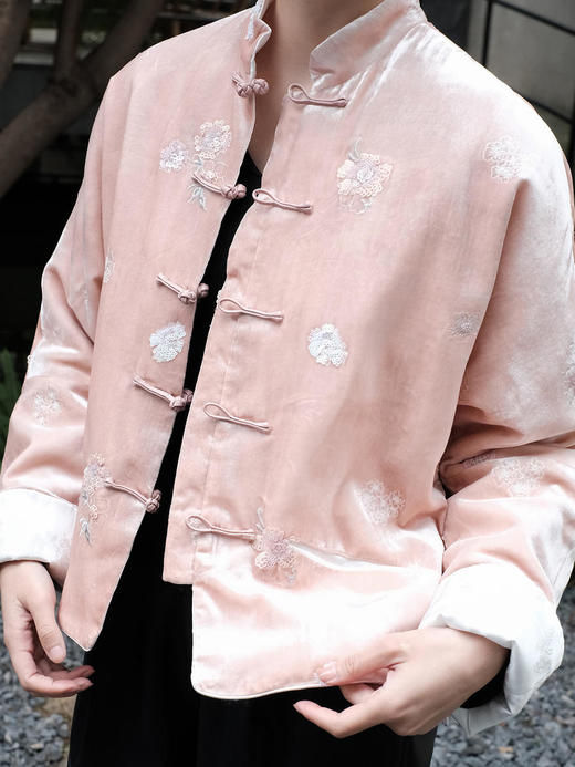 盛唐牡丹|真丝丝绒绣花对襟夹棉外套 (三色可选） 商品图7