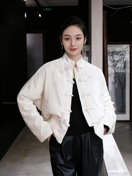 盛唐牡丹|真丝丝绒绣花对襟夹棉外套 (三色可选） 商品图8