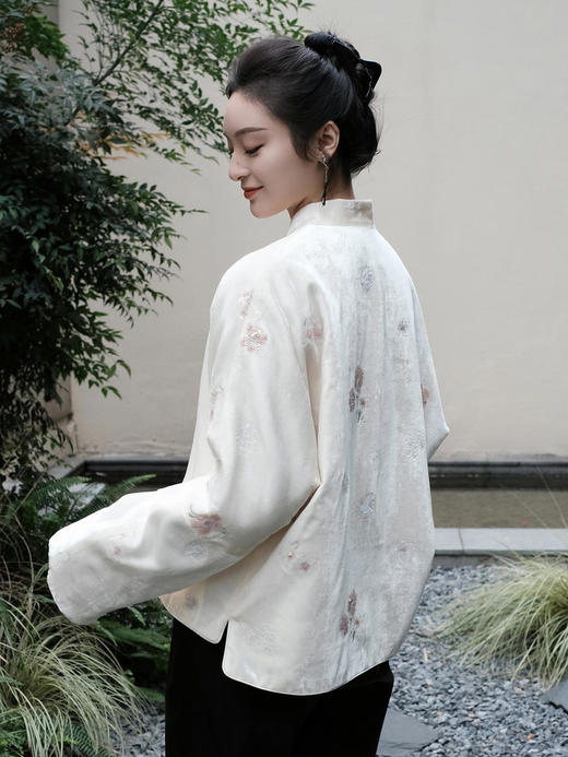 盛唐牡丹|真丝丝绒绣花对襟夹棉外套 (三色可选） 商品图4