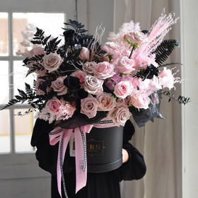 《Pink black》-抱抱桶