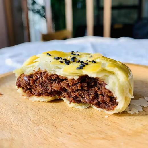 我们的红豆酥 传统手工制作 zui大程度保持饼皮的层次【奶香红豆酥】大末手作 无添加剂，甄选优质原料，大末自制馅料，加入葡萄干，全程手工制作 商品图5