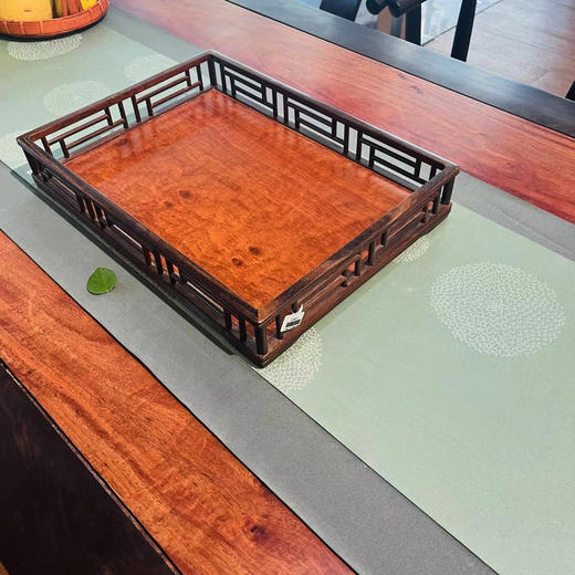 水波纹文房都承盘°血檀镶缅花 商品图0