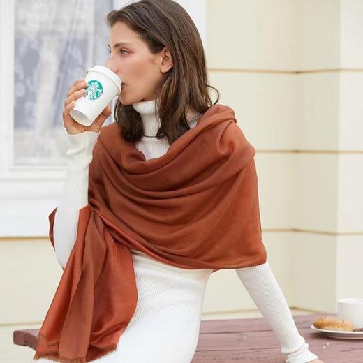 【甄珠贝】精纺羊绒薄款缎纹双面大围巾披肩，两边散须，柔软顺滑有光泽 商品图1