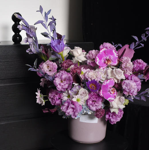 《答案》藏宝图蝴蝶兰神秘优雅紫色系插花 商品图0