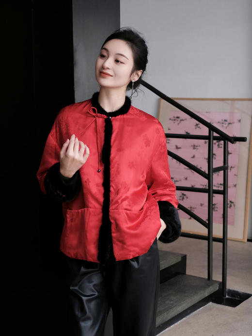 盛唐牡丹 |真丝提花水貂毛夹棉外套 商品图1