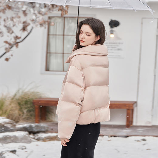 西遇立领短款羽绒服女冬季新款简约鸭绒保暖宽松面包服外套D2338292 商品图3