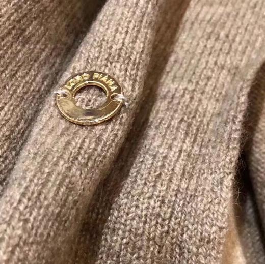 【甄珠贝】超级软糯的山羊绒绞花三色围巾披肩，少女粉和气质驼，可两色入 商品图4