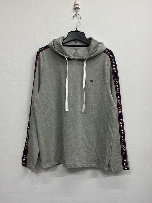 Tommy Hilfiger/汤米 男棉混纺休闲纯色刺绣边饰连帽长袖套头卫衣 商品图1