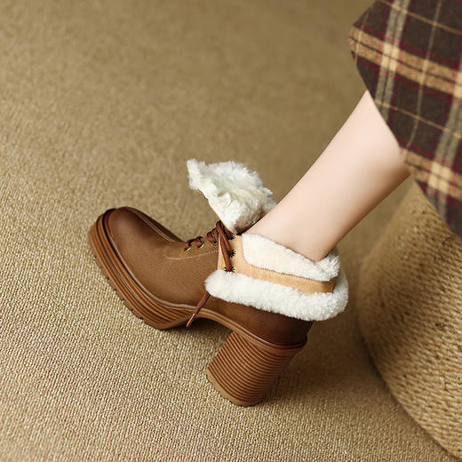 保暖舒适，贴膜牛巴戈+羊羔毛粗跟厚底短靴HBP-3887A 商品图10