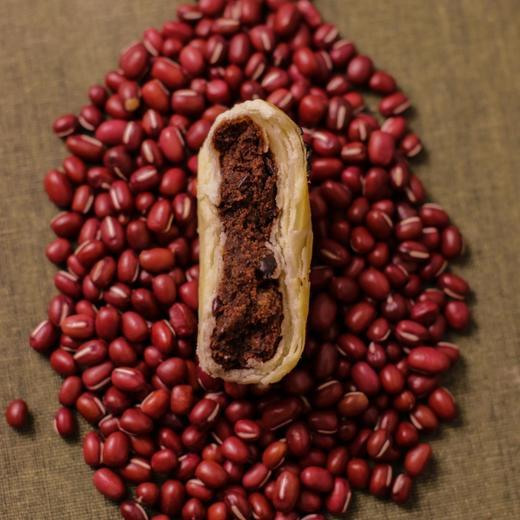 我们的红豆酥 传统手工制作 zui大程度保持饼皮的层次【奶香红豆酥】大末手作 无添加剂，甄选优质原料，大末自制馅料，加入葡萄干，全程手工制作 商品图10