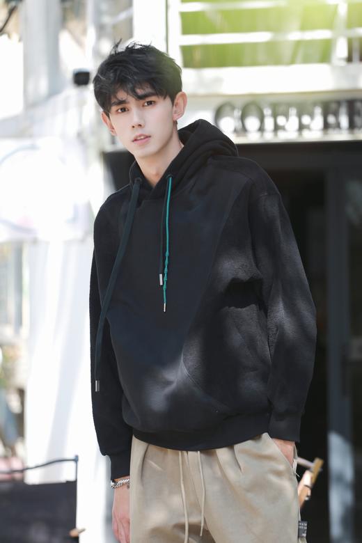 W33256559拼接休闲帽衫卫衣 商品图2