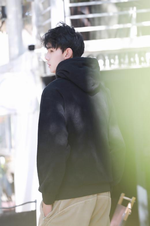 W33256559拼接休闲帽衫卫衣 商品图4