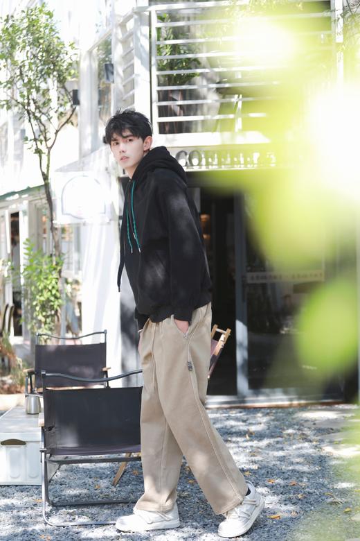 W33256559拼接休闲帽衫卫衣 商品图3