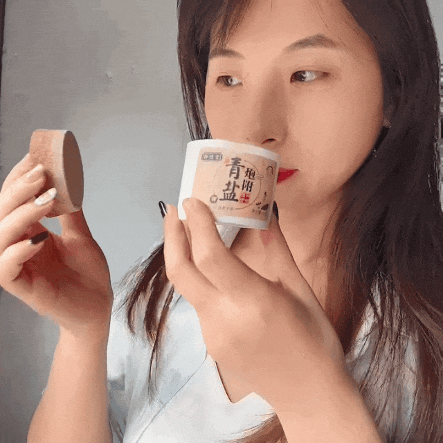 73岁老牙医的“固齿秘方”，刷牙加一点，告别龋齿牙疼牙周病，吃嘛嘛香！