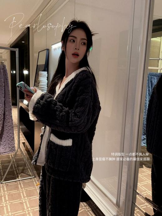 年终大促！【温暖！嘎嘎舒服】冬季新款纯色提花舒棉绒套装，睡衣家居服开衫女保暖加厚情侣装，宛如云朵般柔软的材质，温柔呵护肌肤 商品图6