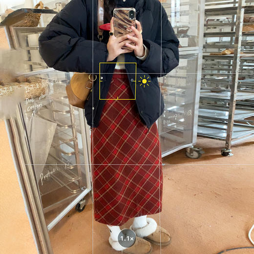 <曾小咸推荐>【微甜慕斯】黑色棉服+红色格子裙 商品图3