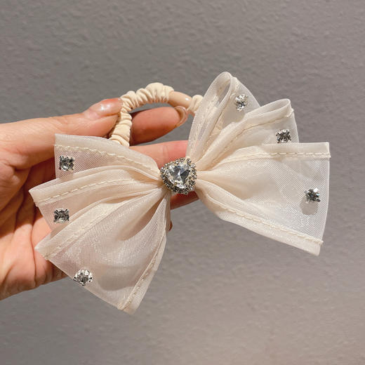 【买一送一！蝴蝶结头绳】气质女夏季扎头发皮筋发圈欧根纱发绳丸子头发饰，靓丽蝴蝶结点缀盘发，韵味十足的丸子头发饰。 商品图4