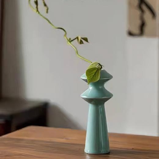 永利汇青瓷禅意现代简约创意扁形台面小花瓶茶室客厅茶柜装饰品 商品图0