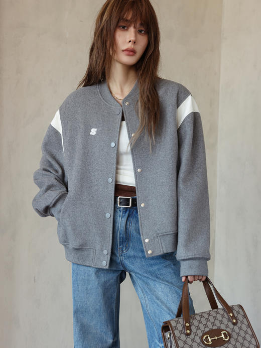 SOMESOWE 皮革拼接刺绣羊毛毛呢廓形棒球服外套S2306228[福利品] 商品图3