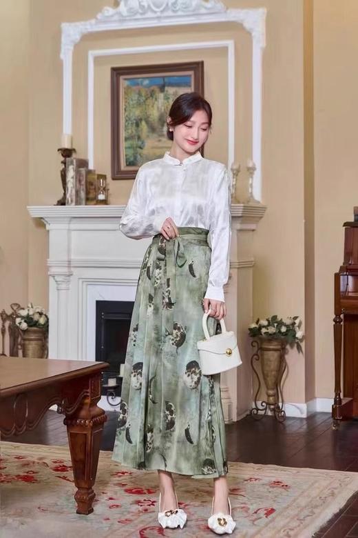 Le Malene 知性气质衬衫马面裙套装 19063 商品图2