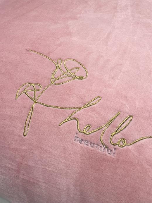 曼庭生活挚爱牛奶绒绣花四件套 商品图5