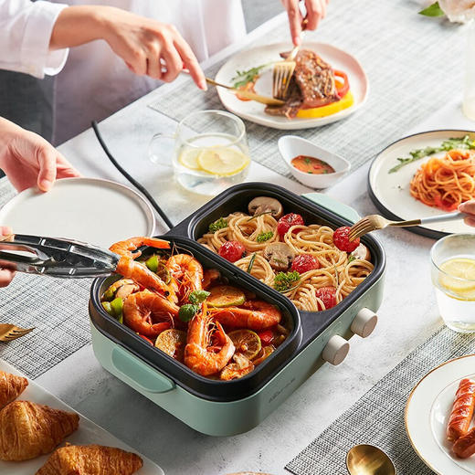 小熊（Bear） 电烧烤炉家用无烟韩式烤盘网红煎涮烤一体锅 DKL-C12J5【企业采购】支持一件代发 商品图3