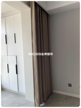 巧了，换窗帘被你发现啦