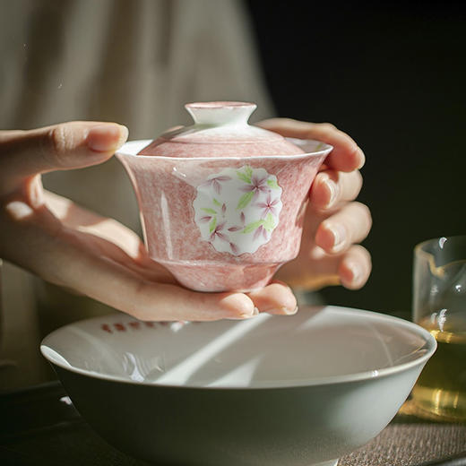 永利汇明知山志手绘开窗高端带盖泡茶器轻奢陶瓷单品茶碗礼盒装 商品图1