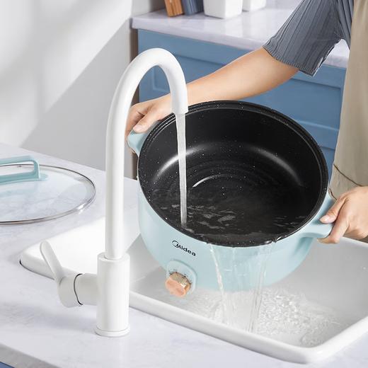美的（Midea）电火锅学生宿舍电煮锅3-5人多用途锅家用6L大容量电热锅不粘涂层内胆3档火力煎炸煮涮多功能一体锅 【适合3-5人】HGE3002 商品图2