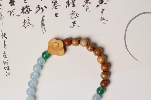 JSNM0131°老料金丝楠木|绿草莓水晶手串 商品图5