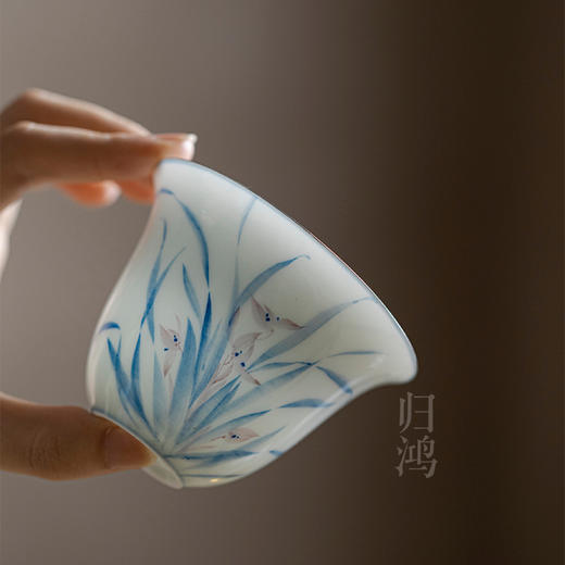 永利汇青己手绘粉彩蝴蝶瓷盖碗盖碗家用功夫茶茶具盖碗中式盖碗茶具套装 商品图3