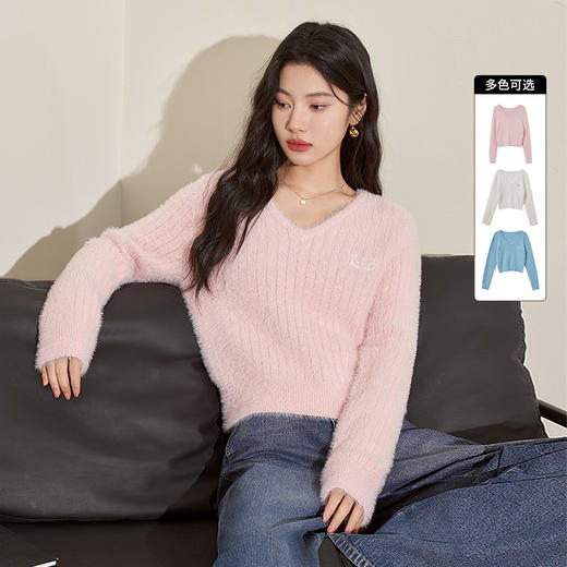 温柔毛茸茸软糯V领针织毛衣女新款宽松保暖短款毛衣V2232653 商品图0