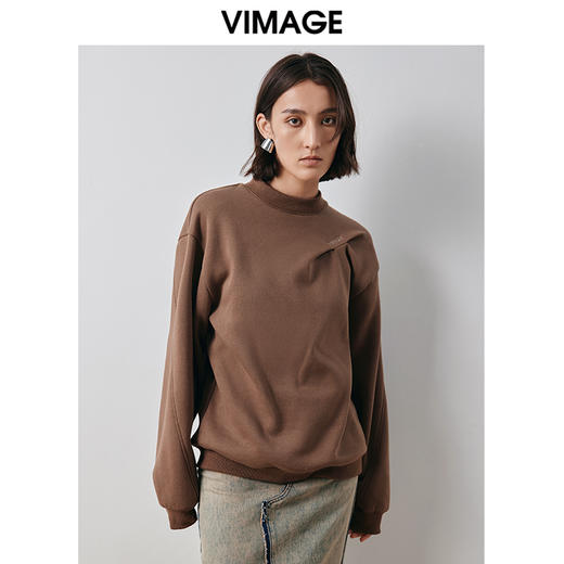 VIMAGE纬漫纪冬季新款时尚休闲宽松套头卫衣女上衣V2013625 商品图1