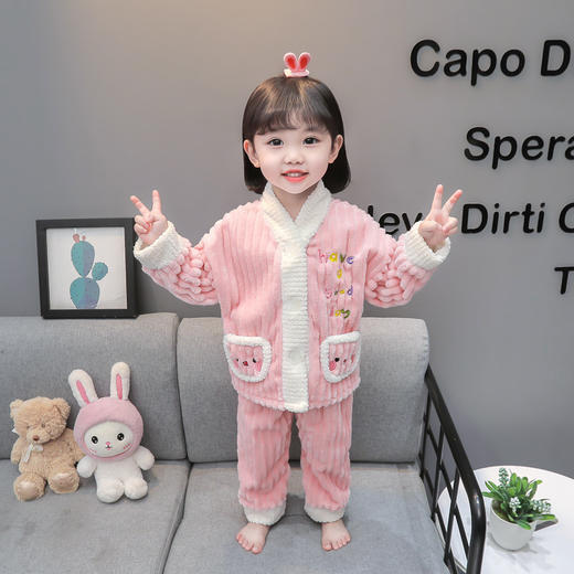 【珊瑚绒材质，加绒加厚设计！】女童家居服秋冬新款，珊瑚绒加绒加厚，柔软舒适，不刺激皮肤，可爱女宝儿童法兰绒睡衣套装-QQ 商品图6